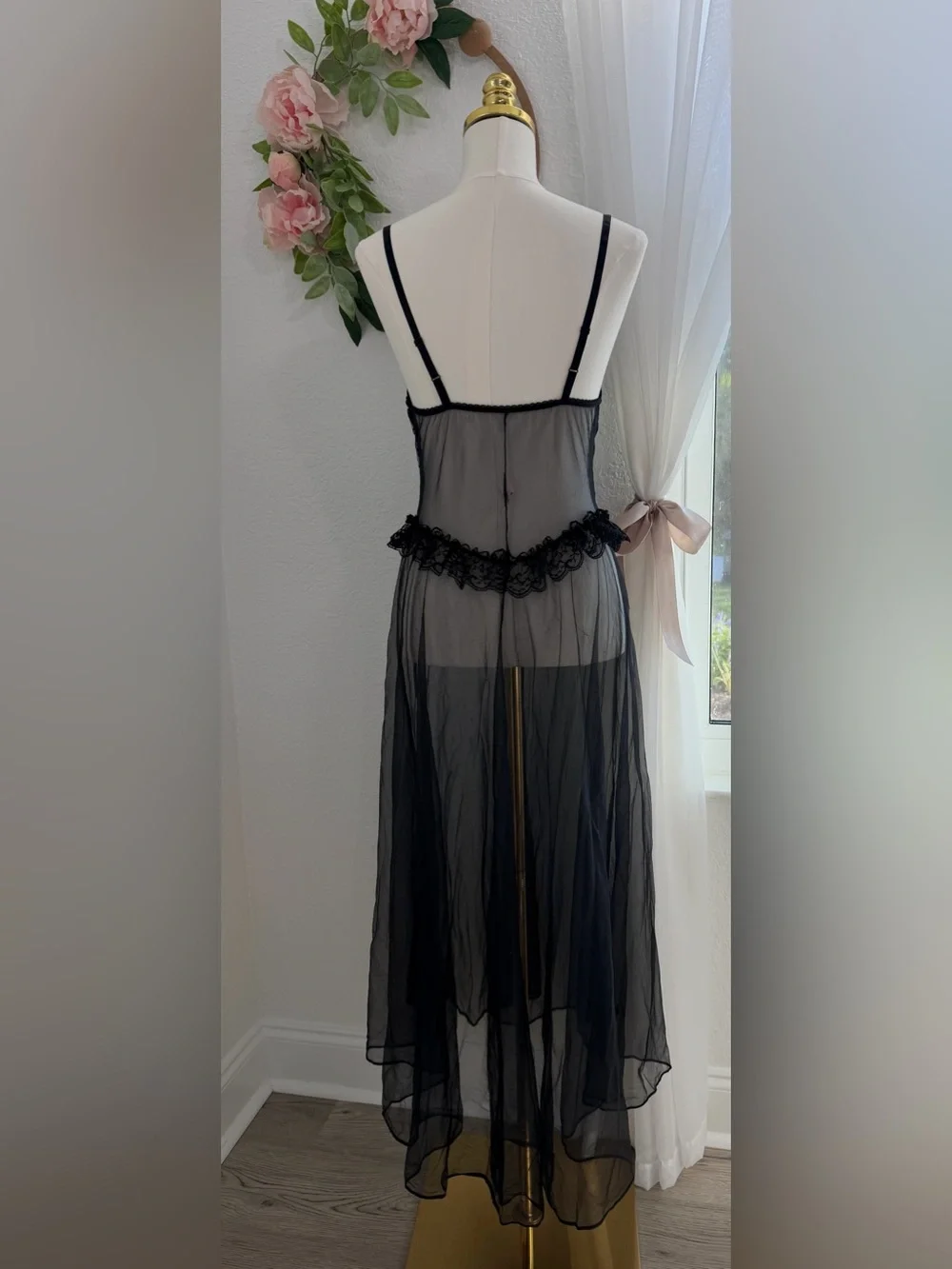 NEW Vintage Faris Black Mesh Lace Lingerie Neglige Nightgown Size L